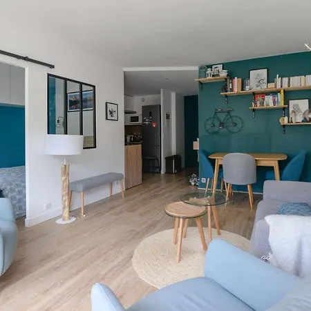 Nice Design Apt With Balcony In The Heart Of Paris * Париж